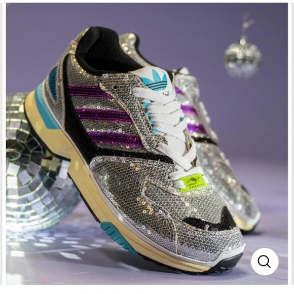 adidas Shoes - ADIDAS ORIGINALS ZX 4000 SEQUINED SNEAKERS size 7 sparkle sequin phish holiday